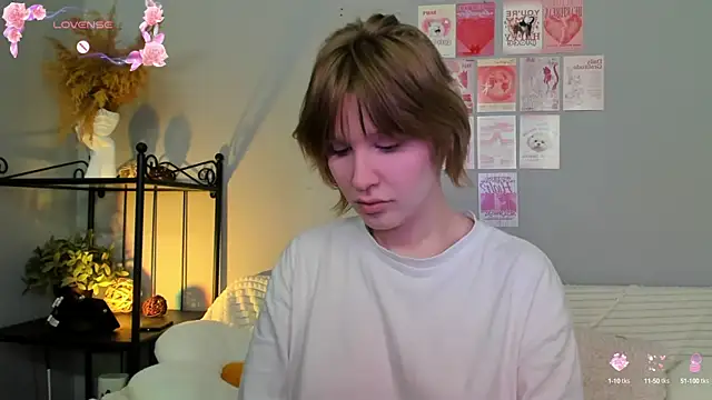 Snapshot of EvaStevs chatting on March 9, 2025, 4:44 pm EvaStevs online show from March 9, 2025, 4:44 pm