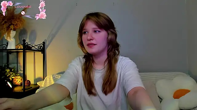 Snapshot of EvaStevs chatting on March 7, 2025, 10:32 pm EvaStevs online show from March 7, 2025, 10:32 pm