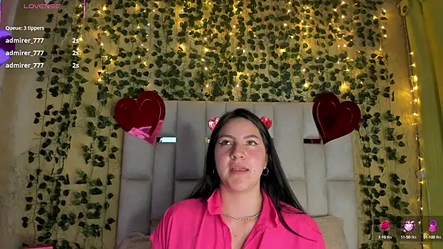 jenifer  power10 online show from February 26, 2025, 2:16 pm
