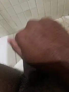 rodrigo21Cm  online show from September 27, 2025, 2:18 am