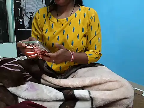 Snapshot of niharikaji chatting on March 13, 2026, 5:34 am niharikaji online show from March 13, 2026, 5:34 am