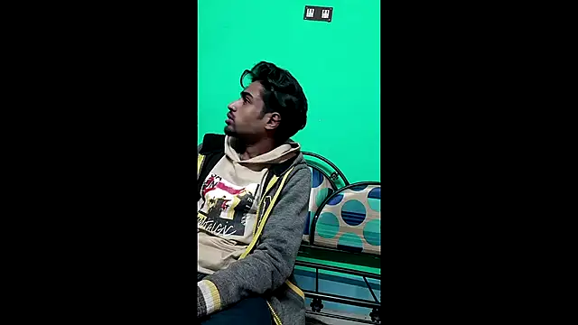 Snapshot of savage_lucifer8 chatting on December 17, 2024, 8:32 pm savage lucifer8 online show from December 17, 2024, 8:32 pm