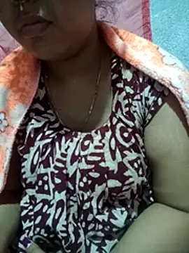 Super-Couple online show from December 18, 2025, 4:28 am