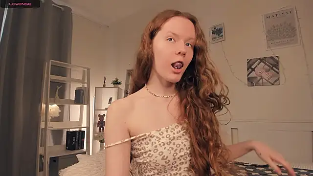 Snapshot of ZaraBluitt chatting on February 5, 2026, 8:43 am ZaraBluitt online show from February 5, 2026, 8:43 am