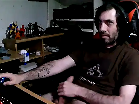 Snapshot of johnwood88 chatting on November 12, 2025, 5:44 am johnwood88 online show from November 12, 2025, 5:44 am