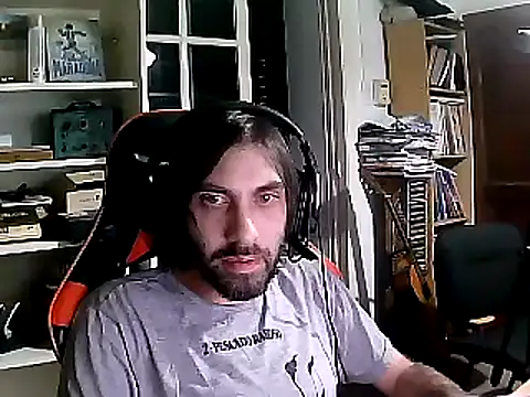 Snapshot of johnwood88 chatting on February 3, 2025, 6:56 am johnwood88 online show from February 3, 2025, 6:56 am