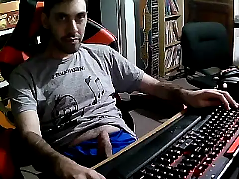 Snapshot of johnwood88 chatting on February 26, 2025, 7:02 am johnwood88 online show from February 26, 2025, 7:02 am