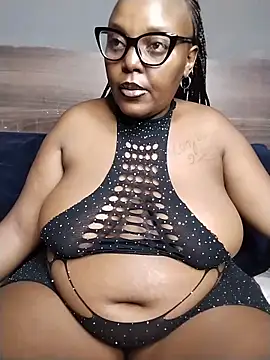 CHERRYYUMMY online show from March 9, 2026, 1:58 pm