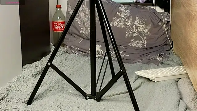 Lyrisa online show from December 21, 2024, 8:00 pm