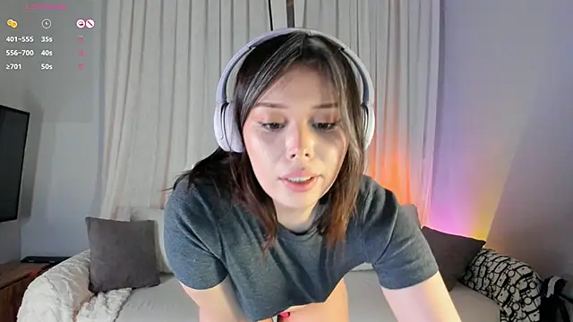 Mellovely online show from November 19, 2025, 2:39 pm