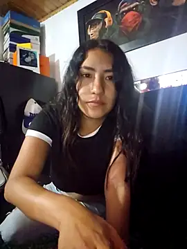 Snapshot of Sofi_hot_4m chatting on November 12, 2025, 1:43 am Sofi hot 4m online show from November 12, 2025, 1:43 am