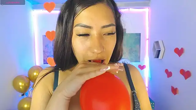 Sofi hot 4m online show from February 19, 2025, 9:14 pm