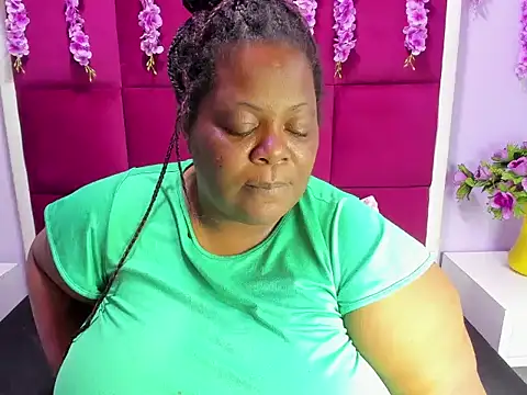 rocio bbw  online show from December 21, 2025, 12:02 am