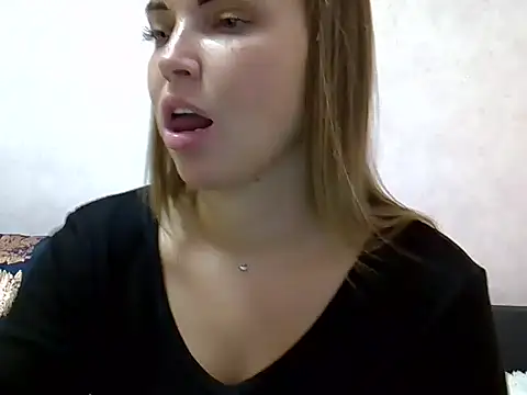 Lucky Anna online show from March 4, 2025, 2:32 pm