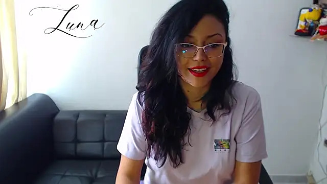 Snapshot of Lunavega1 chatting on October 14, 2025, 3:56 pm Lunavega1 online show from October 14, 2025, 3:56 pm