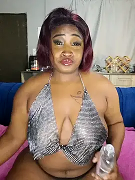 TheeNicole online show from February 5, 2026, 8:37 pm