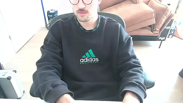 taallguyy 196 online show from January 11, 2026, 1:29 pm