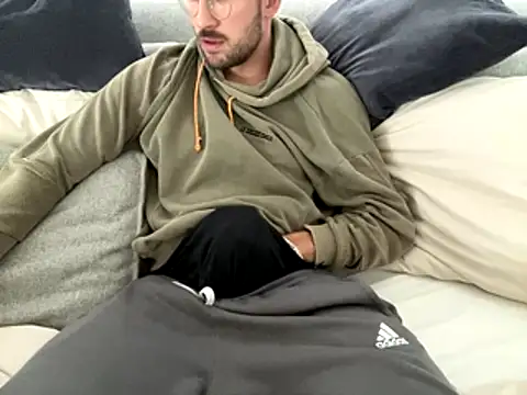 Snapshot of taallguyy_196 chatting on October 23, 2025, 11:09 am taallguyy 196 online show from October 23, 2025, 11:09 am