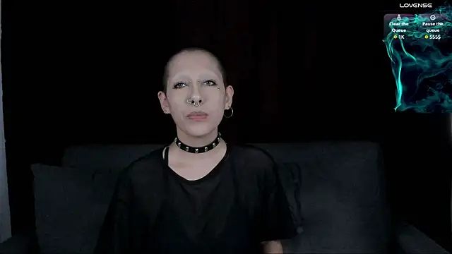 Snapshot of lnxmst chatting on October 11, 2025, 9:38 pm lnxmst online show from October 11, 2025, 9:38 pm