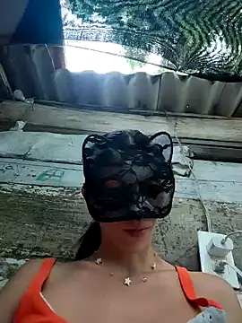 Estrella-Wicked online show from December 17, 2024, 12:00 pm