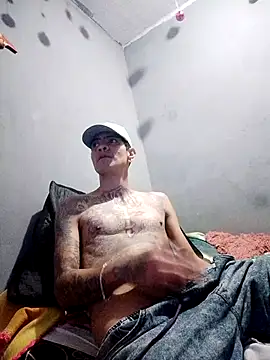 Snapshot of tureygiovani chatting on December 17, 2025, 10:09 am tureygiovani online show from December 17, 2025, 10:09 am