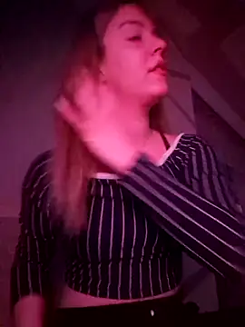 SUSELLAM1 online show from March 21, 2025, 12:29 am