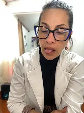 Goddess-Love- online show from May 31, 2026, 9:37 pm