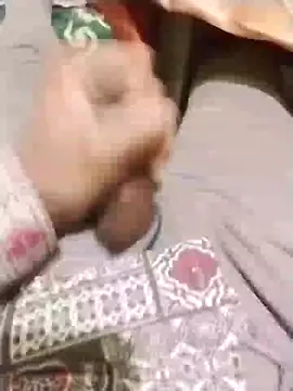 Snapshot of Muscular02 chatting on February 28, 2025, 6:41 pm Muscular02 online show from February 28, 2025, 6:41 pm