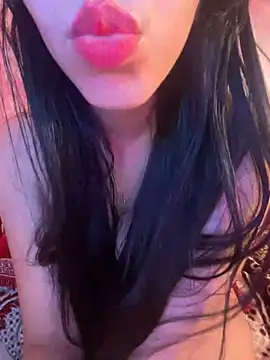 Snapshot of Sokara_-_ chatting on March 12, 2025, 10:07 pm Sokara - online show from March 12, 2025, 10:07 pm