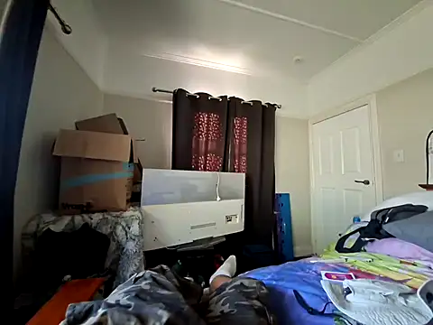 RobbyThrobb online show from October 22, 2025, 5:51 am