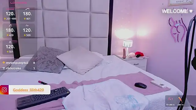 Snapshot of Goddess__Lilith chatting on December 4, 2024, 2:03 am Goddess Lilith online show from December 4, 2024, 2:03 am