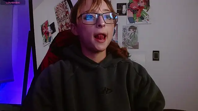 CelesteAyase online show from April 17, 2026, 3:09 am