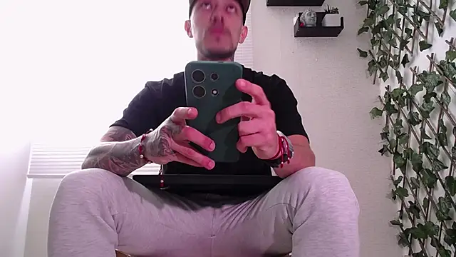 Snapshot of Jasson_kingg chatting on February 17, 2025, 3:33 pm Jasson kingg online show from February 17, 2025, 3:33 pm