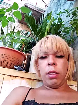 blondebitchlitle online show from March 10, 2025, 8:45 pm