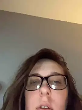 AshNico3 online show from March 6, 2025, 7:03 am