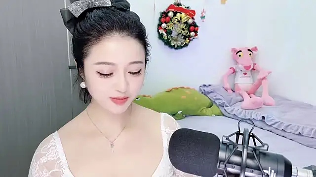 starsqimei online show from January 7, 2026, 5:34 am