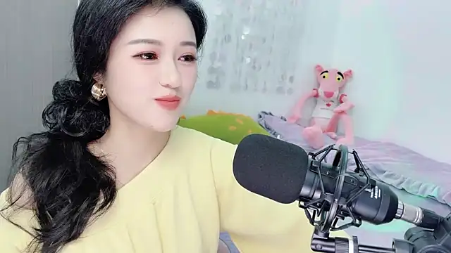 starsqimei online show from February 3, 2026, 6:22 am