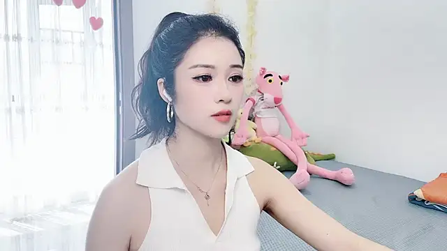 starsqimei online show from October 8, 2025, 5:42 am