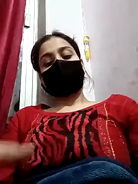 magicmoment00786 online show from November 22, 2025, 1:54 pm