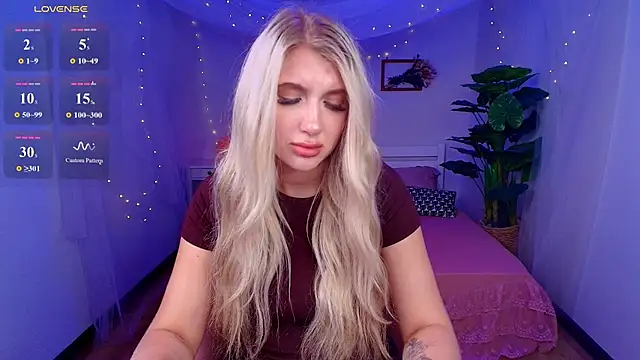 Evacadooo online show from July 5, 2026, 4:19 am