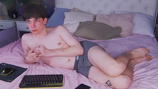 iwillfall online show from March 21, 2026, 8:02 pm