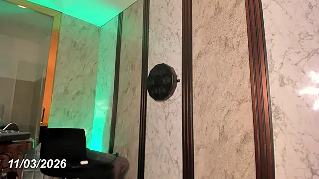 Keila Rose online show from March 11, 2026, 5:12 am