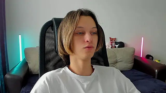 Ostin meow online show from March 24, 2026, 9:31 am