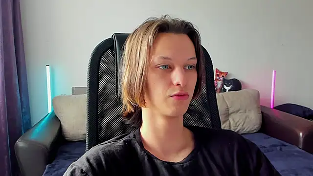 Ostin meow online show from April 22, 2026, 10:22 am