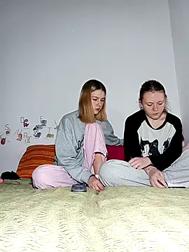 ella grays online show from March 16, 2026, 9:06 pm