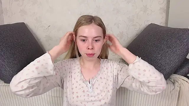 sofiaa here online show from April 2, 2026, 11:44 pm