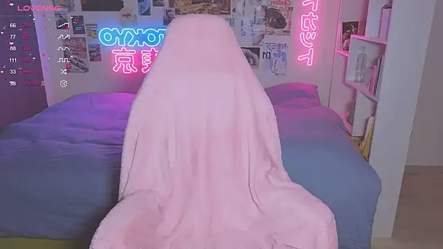 Snapshot of p1nkvenom chatting on October 24, 2025, 3:44 pm p1nkvenom online show from October 24, 2025, 3:44 pm