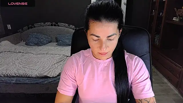 Aria Dl online show from November 27, 2025, 1:22 pm