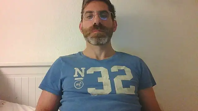 alcatraz009 online show from October 5, 2025, 1:07 am