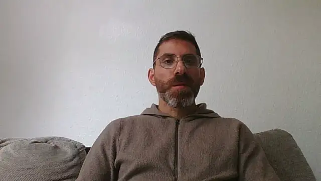 alcatraz009 online show from October 17, 2025, 8:50 am